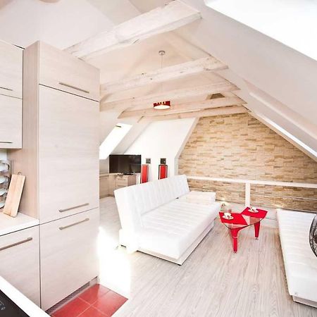 Dwupoziomowy Stylowy Apartament Przy Centrum Gdyni, Niedaleko Morza Gdynia Exterior photo